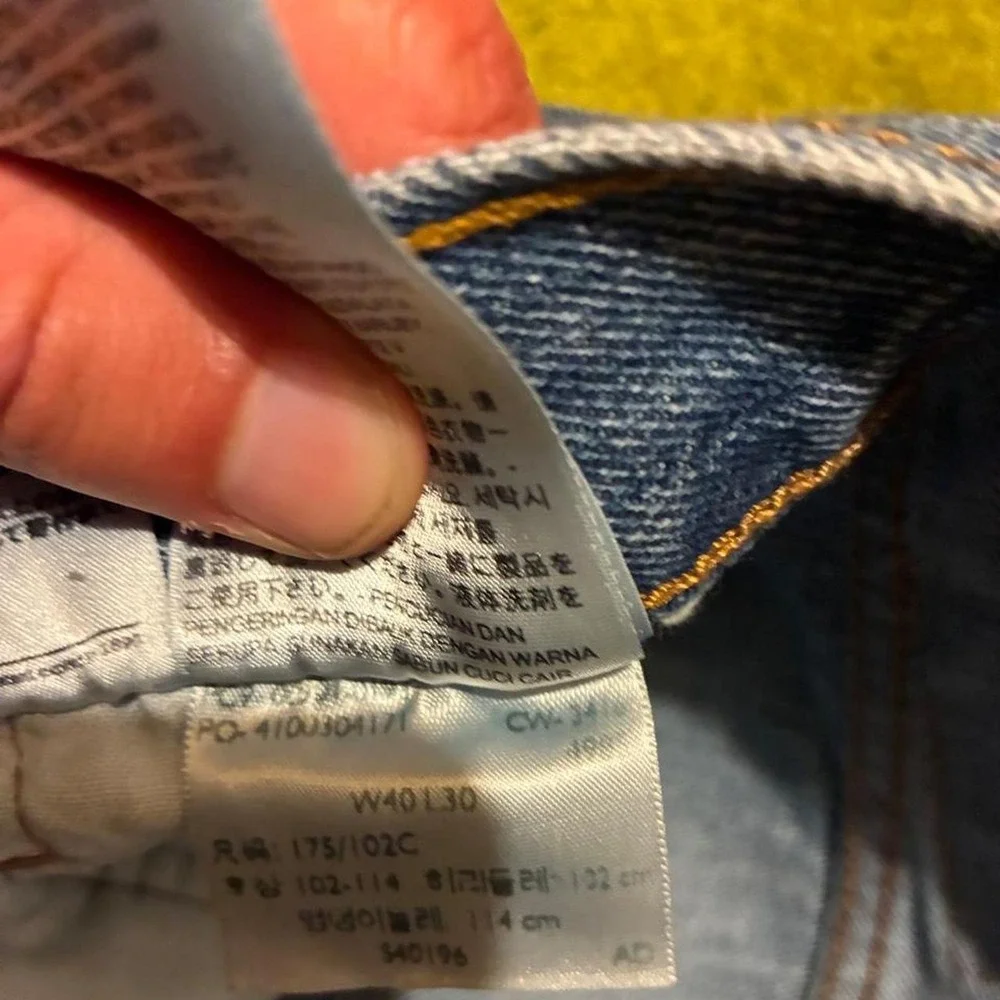 Vintage Levis 501 Straight Leg Blue Denim Jeans Mens 40x31 Faded Y2K Streetwear